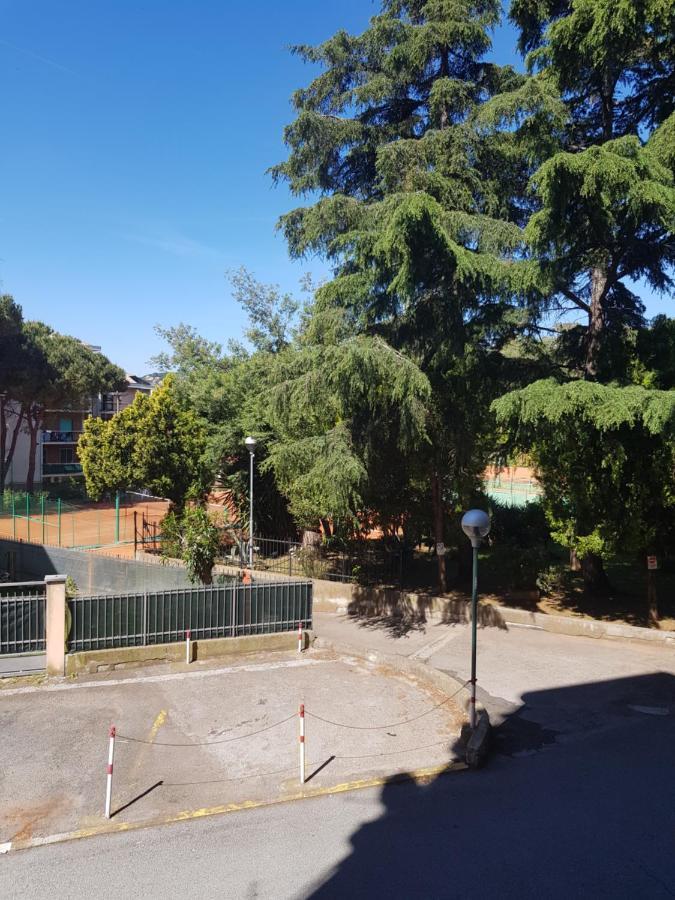 Quiete Ad Un Passo Dal Mare Apartment Albisola Superiore Luaran gambar
